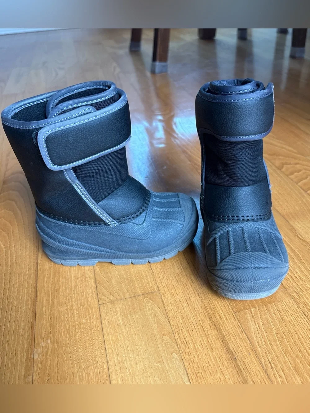 Cat & Jack Lenny winter boots Snow Black Gray Toddler Boys Children’s Size 7